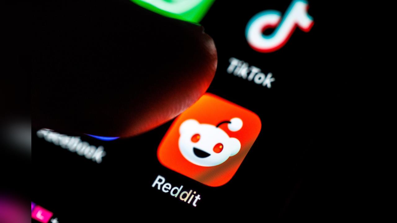 Reddit開第一槍提告澳洲!質疑「16歲以下社媒禁令」侵犯言論自由