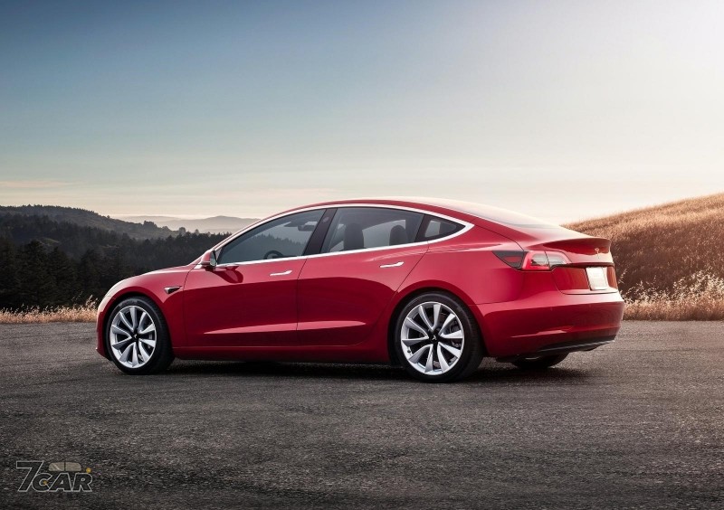 Tesla Model 3 Longrange AWD 重新推出　續航里程提升但仍稍遜於舊款