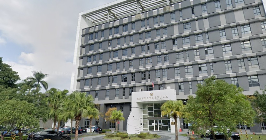 快新聞／汐止槍響！駕駛拒檢逃逸還撞警車　警開4槍壓制逮5人「2人是通緝犯」