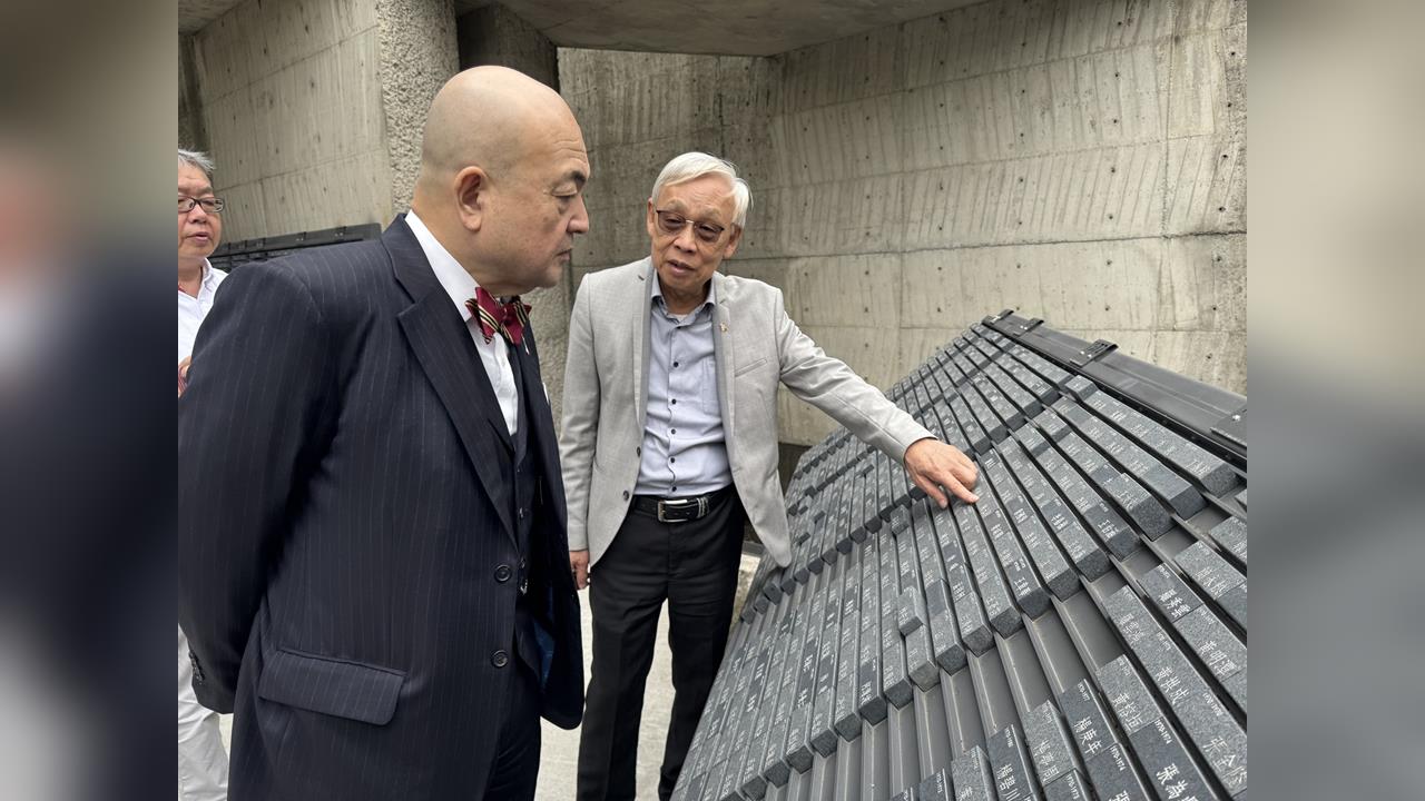 快新聞／日本駐台代表訪人權博物館　直面白色恐怖歷史