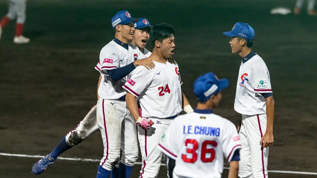 U18(影)/張育豪再見安打建功!台灣隊2比1氣走巴拿馬拿下勝利全隊嗨翻