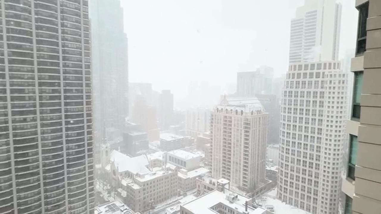 交通事故頻傳！　暴雪襲擊美國中西部　5千萬人受影響