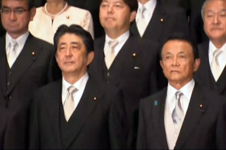 日相安倍改組內閣  挽救低民調