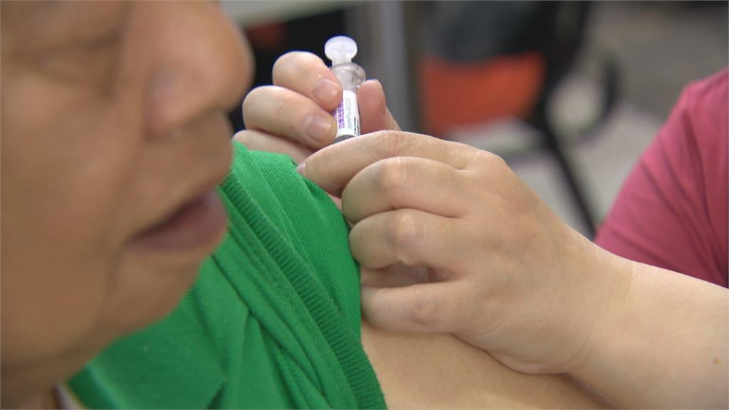 接種流感疫苗起不良反應 5旬婦進加護插管