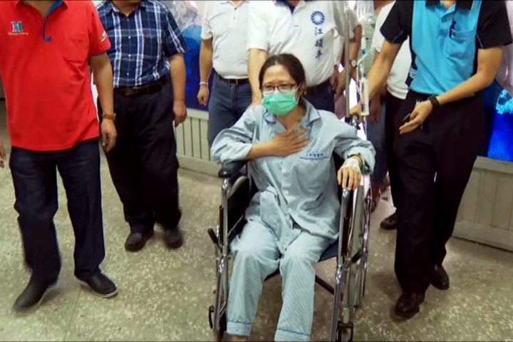 中央委員競爭激烈！呂美玲坐救護車也要投票
