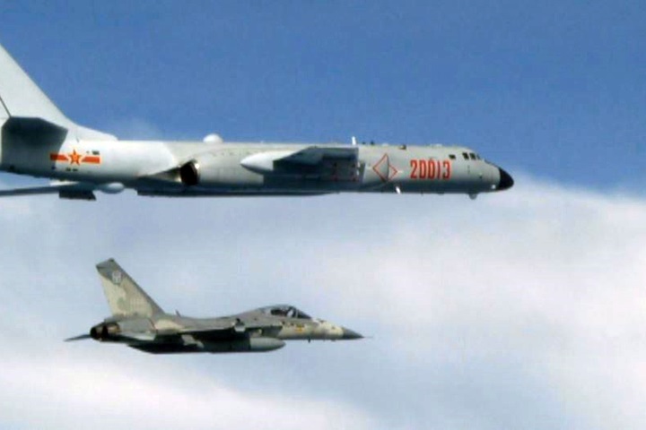 中國轟六<em>戰機</em>繞台  我經國號全程監控