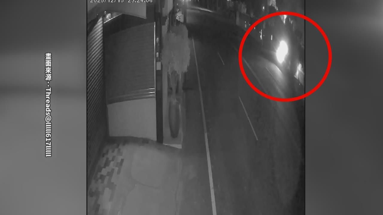 嘉義死亡車禍！轎車「自撞墜溝渠」　男子送醫搶救仍回天乏術