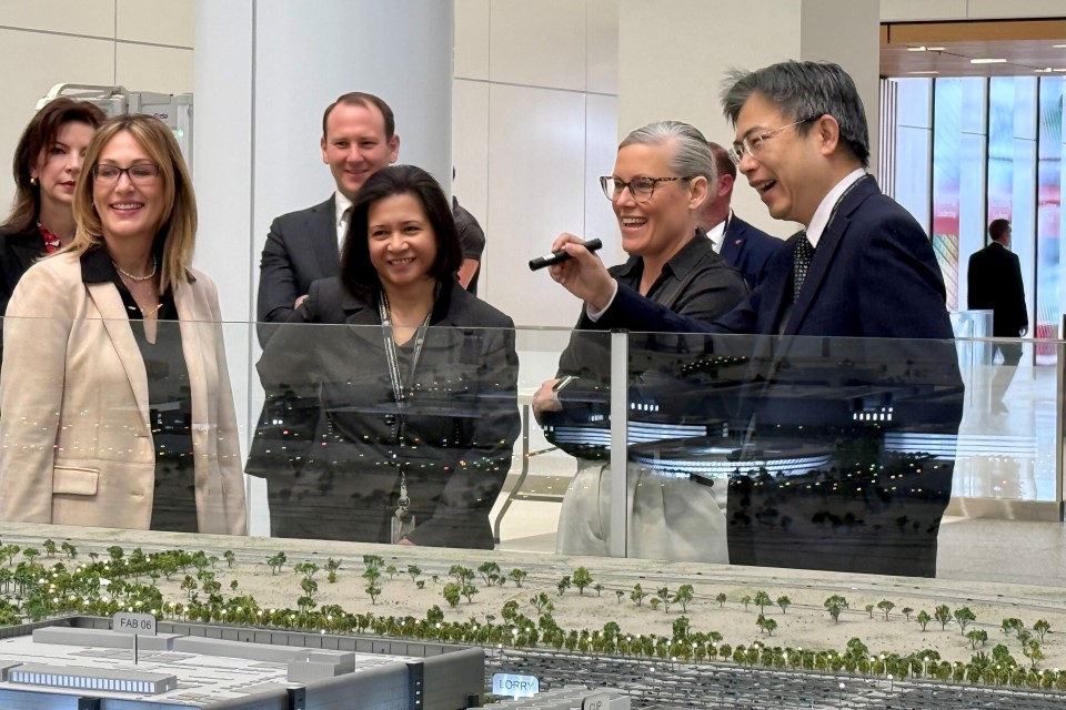 快新聞／美亞歷桑納州長Katie Hobbs訪台積電　外交部誠摯歡迎