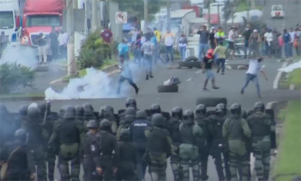 巴拿馬高通膨示威引爆衝突　警方動用催淚瓦斯
