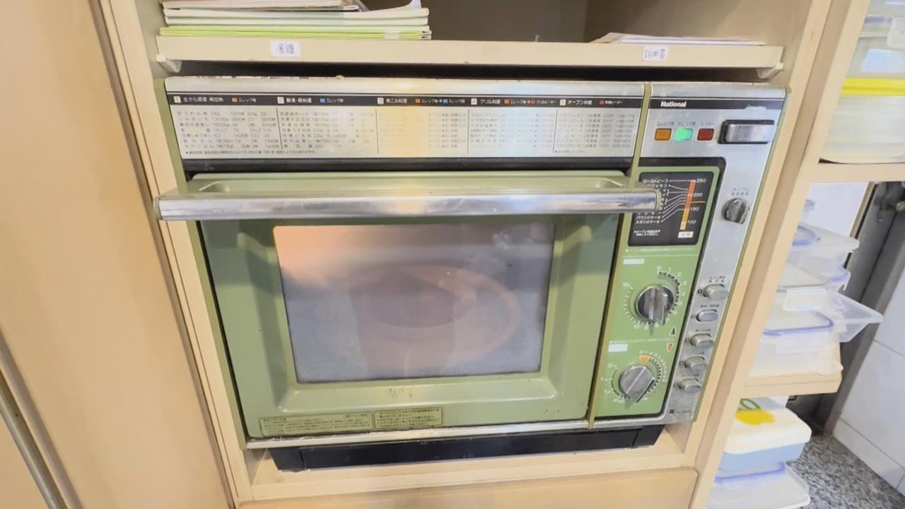45年微波爐光榮退役！　釣出業者回應：盼能送回博物館紀念