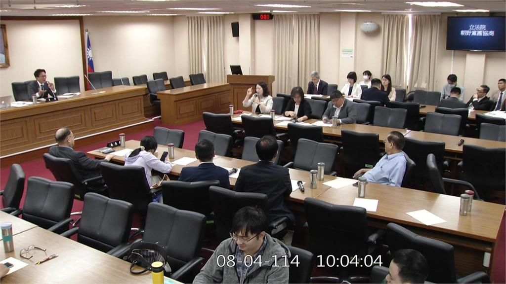 協商無共識朝野2度爆口角! 藍白要求卓揆週五報告關稅