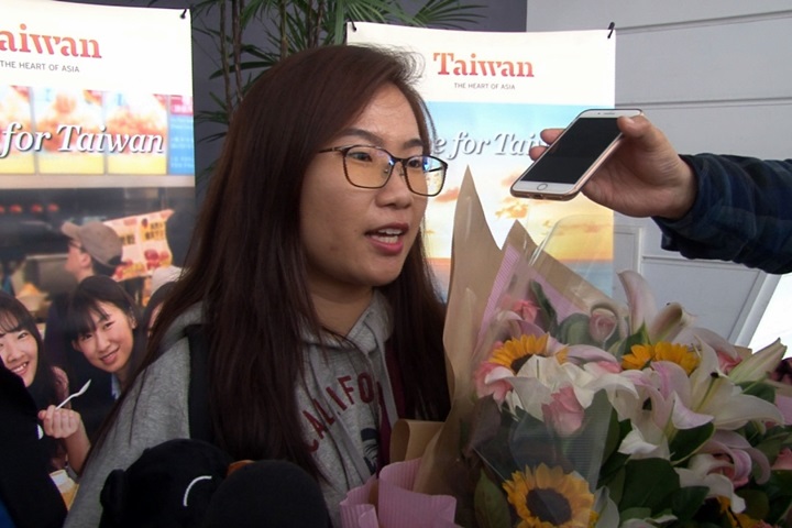 台灣第1千萬名國際旅客出爐！幸運兒來自新加坡