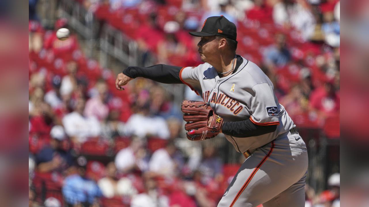MLB(影)／鄧愷威展現強大三振威力！美媒分析：巨人先發輪值還需要他