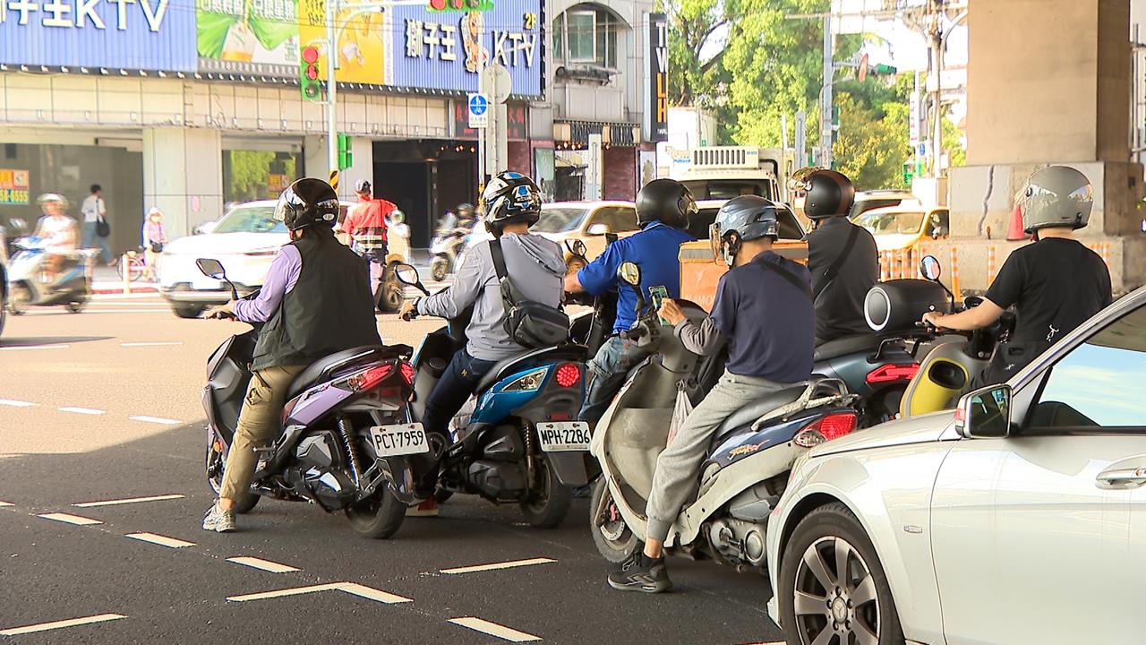 公館圓環拆除後首上班日直擊車禍！　新店民眾怨「超塞」　蔣萬安這樣回