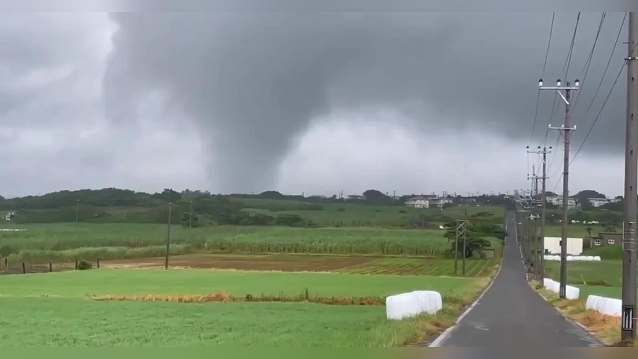 日本天氣兩樣情！　沖繩強風大雨、關東氣溫驟降