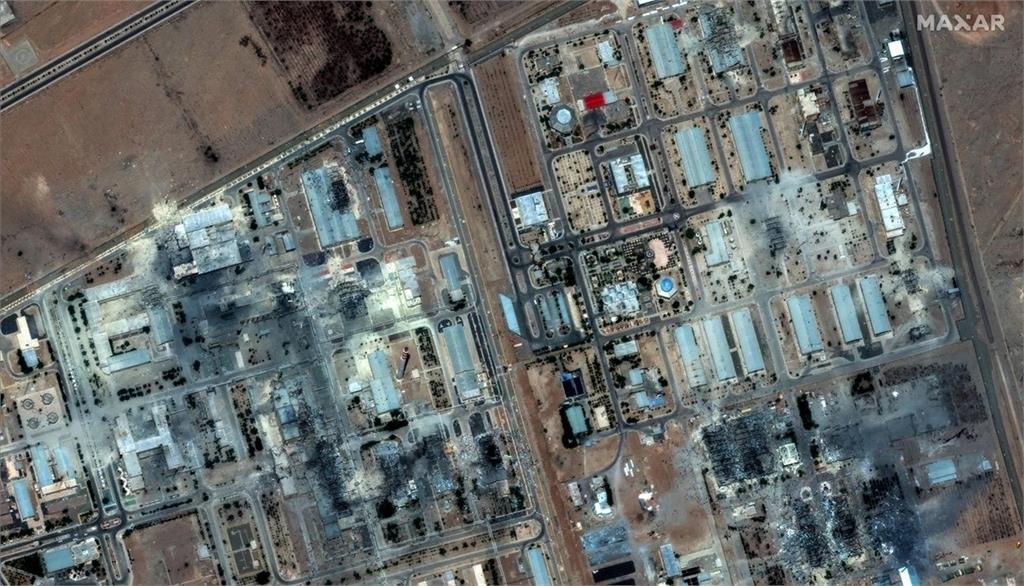 美軍突襲伊朗核設施　衛星對比圖震撼曝光