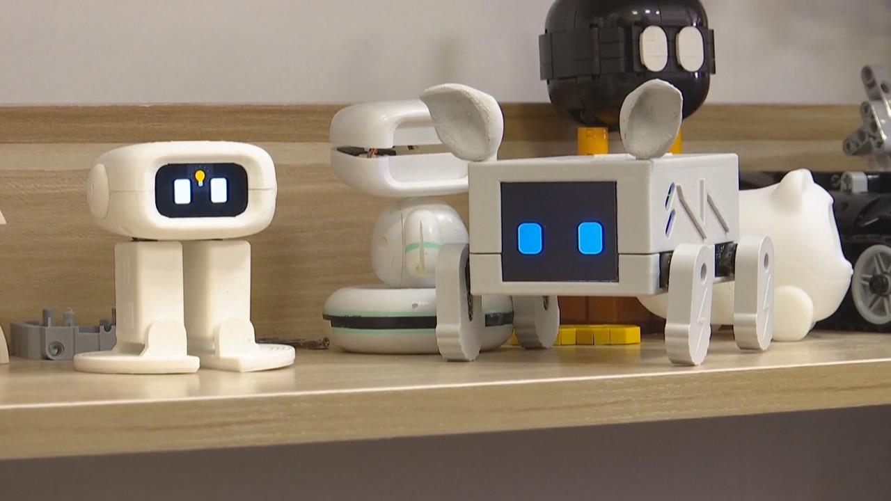 中國製AI玩具太超過? 大聊成人話題、教童點火磨刀