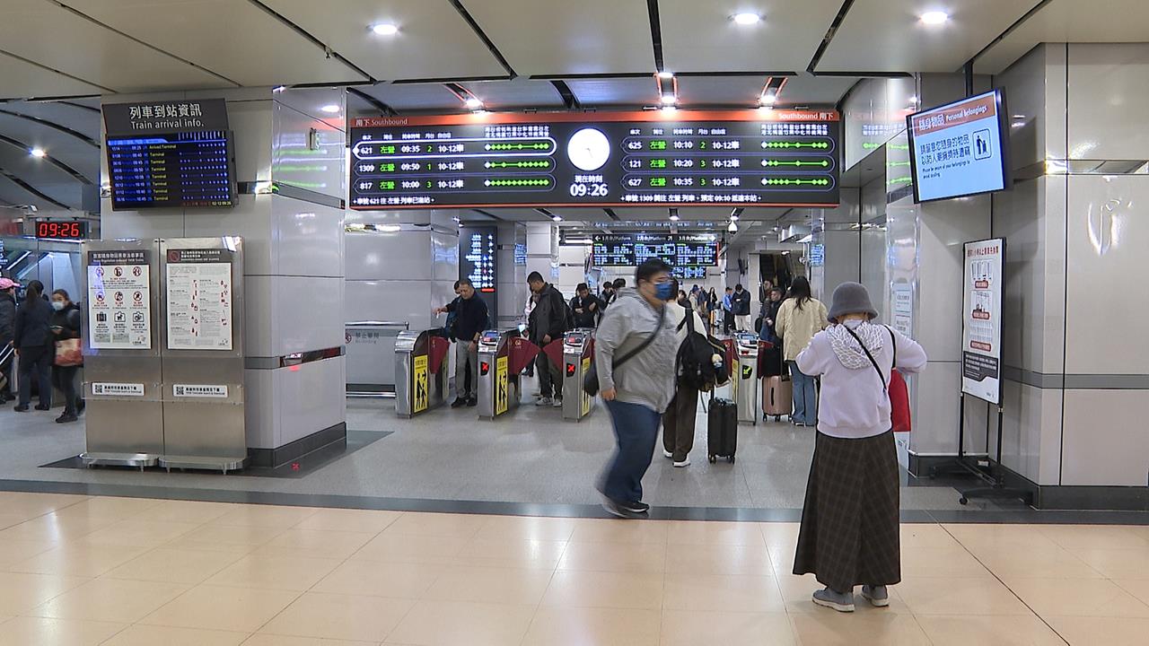 「綠黃紅5燈」掌握搭車時間　高鐵推自由座等候燈號