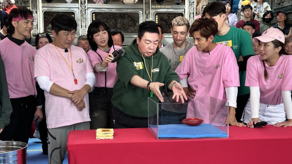 胡瓜《大集合》搞烏龍！昔日搭檔董至成出手了 直嗆：不清楚還主持