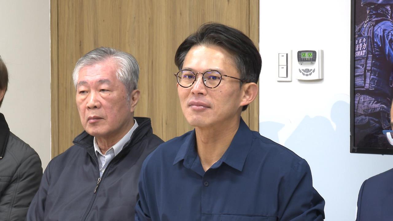 黃國昌高喊辭職參選 綠砲轟雙標"不提藍營帶職參選"