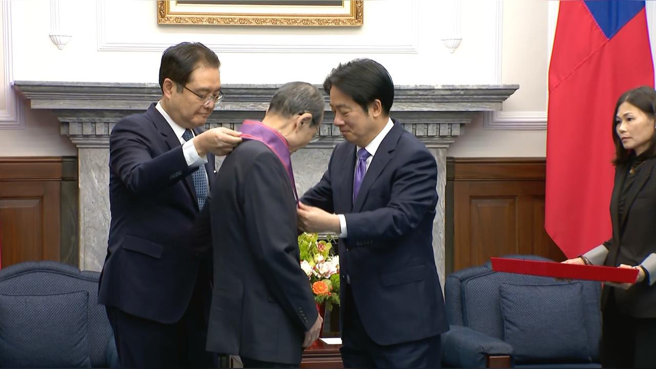 頒授王貞治一等景星勳章！賴總統：授予勳章給偶像很榮幸