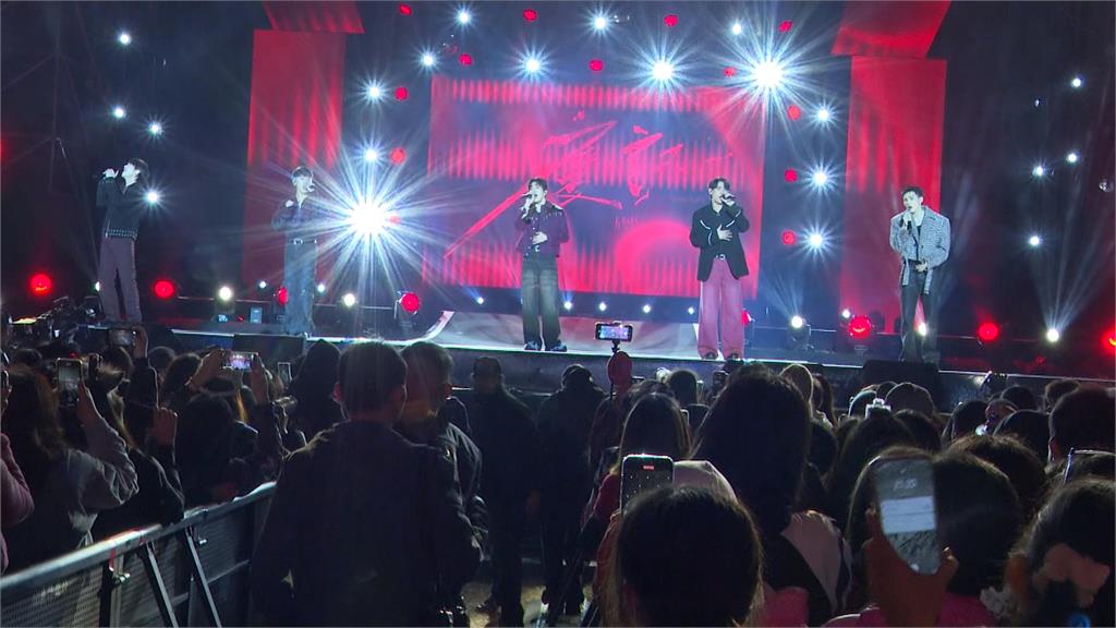 台南好Young耶誕跨年演唱會　吸引13萬人潮嗨翻天