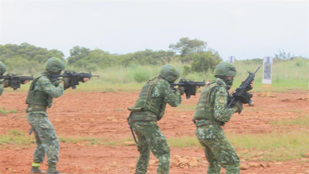 快新聞／《華爾街日報》：台灣需擴增軍隊到能嚇阻北京政府才行
