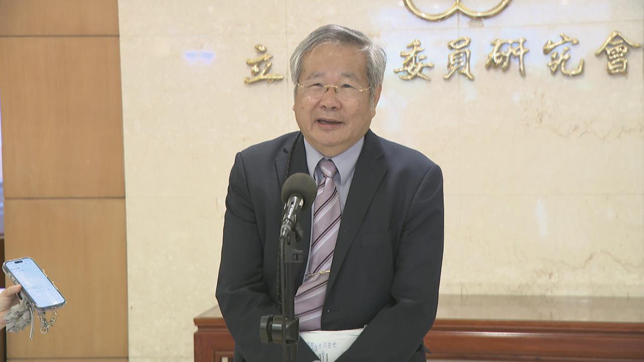質詢瞎扯沈一鳴殉職引眾怒　許忠信竟稱：沒道歉必要