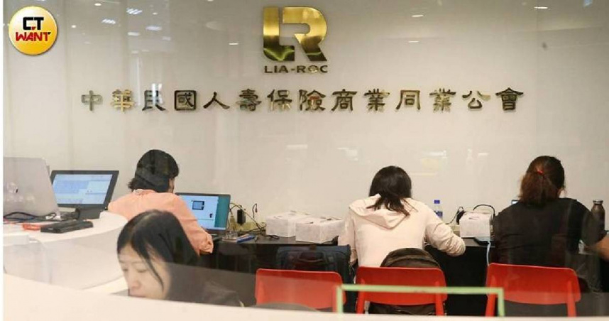 實支實付「保證續保」費率將調漲？　國泰金李長庚證實：兼顧保戶及保險業