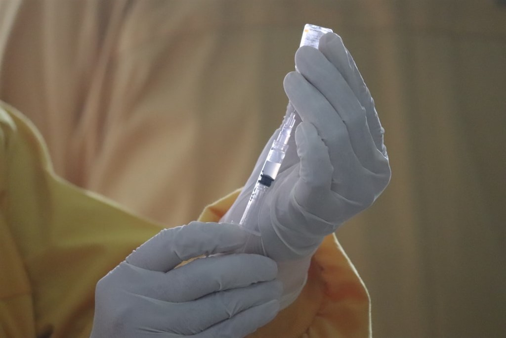 國產疫苗新兵聯亞藥登錄興櫃　首日飆6倍衝220元