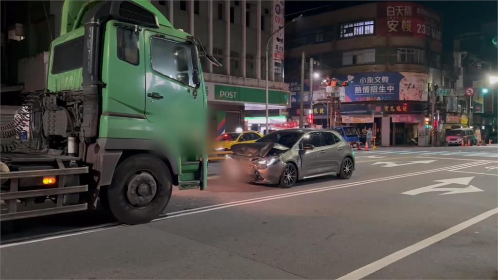 又是毒駕！基隆轎車撞聯結車　車內２人棄車逃逸仍遭逮
