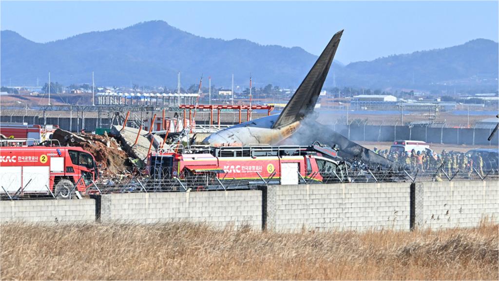機齡15年「起降架故障」撞牆爆炸!濟州航空揭「失事歷史」:向乘客及家屬致歉