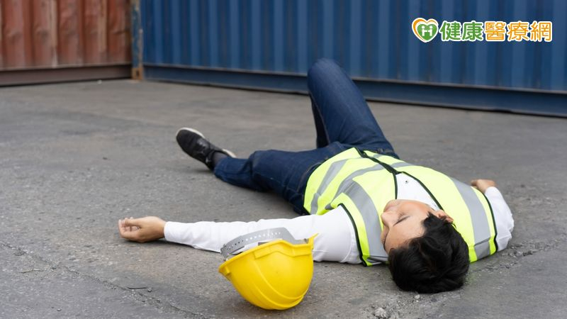 血小板飆破60萬　男子腦中風才知罹血液病