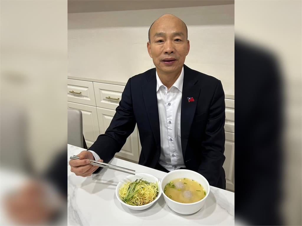 快新聞／遭潑水、被推倒！藍綠亂鬥後強渡三法案　韓國瑜發聲：我沒受傷