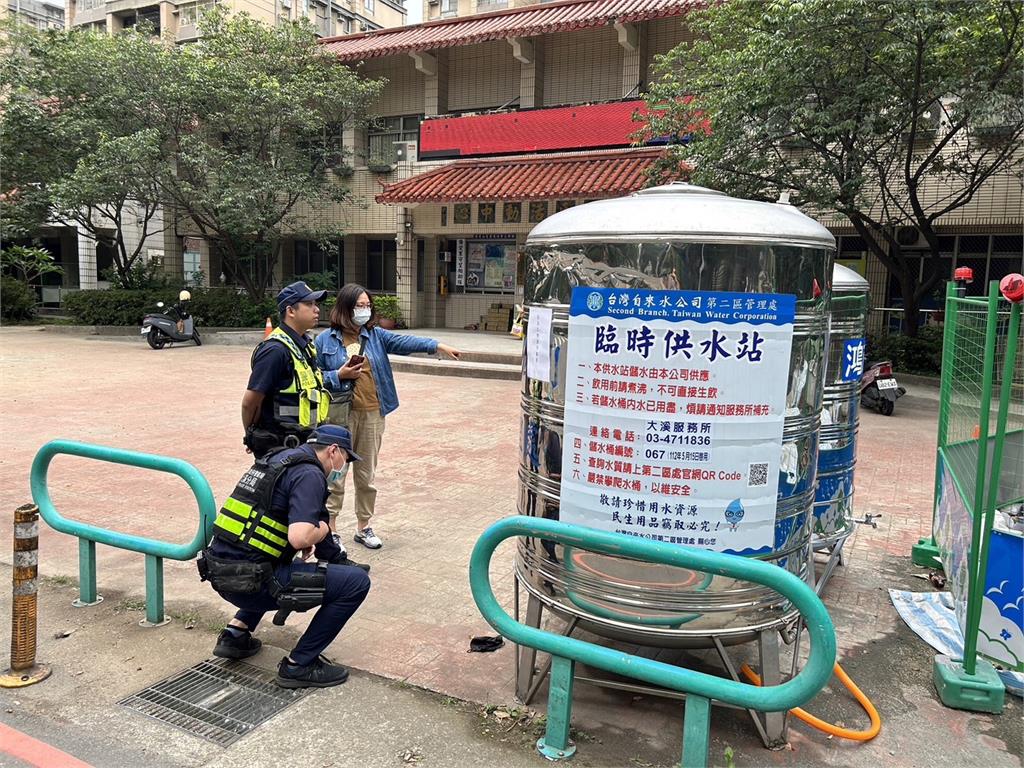 快新聞/桃園大停水39萬戶受影響 市府廣設供水站水塔竟被偷
