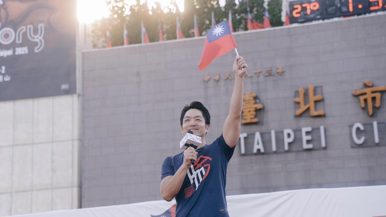 快新聞／蔣不聽！北台灣狂風暴雨不停班課　蔣萬安、侯友宜臉書再遭灌爆