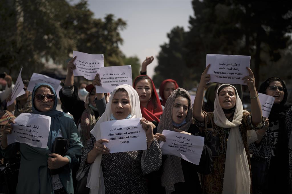 快新聞／塔利班禁止女性員工為NGO工作　聯合國組織也入列