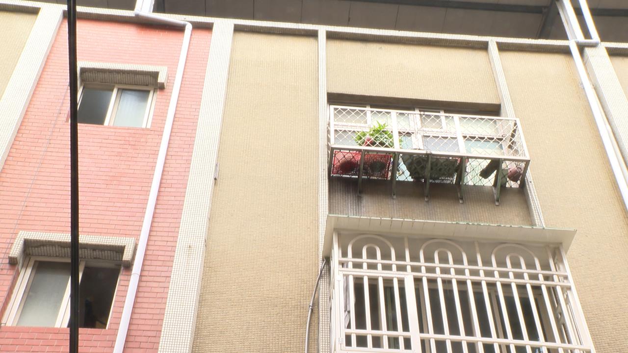 蘆洲逆子弒親案！老夫婦身中數10刀陳屍家中　36歲獨生子騎車逃逸