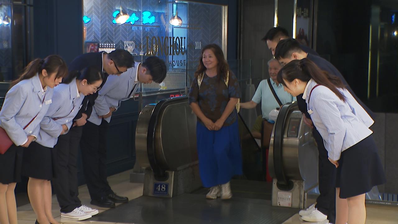 告別微風19年！新光三越接手北車商場　今準時開門迎客　「9成廠商續留」