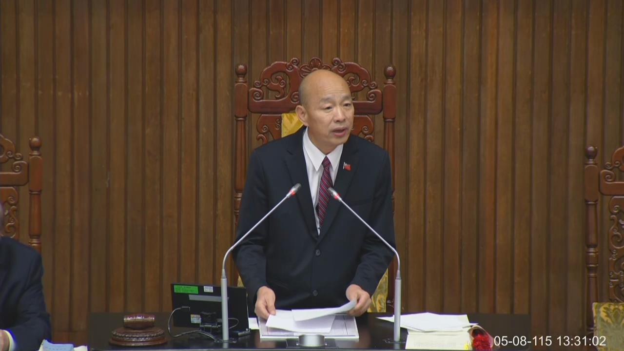 快新聞／立院三讀通過「醫療法」修正案　三班護病比入法