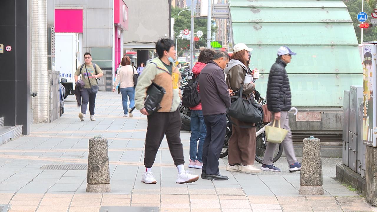 冷氣團報到「進補喝酒」恐更冷！醫揭「5種假暖食物」吃了加快失溫