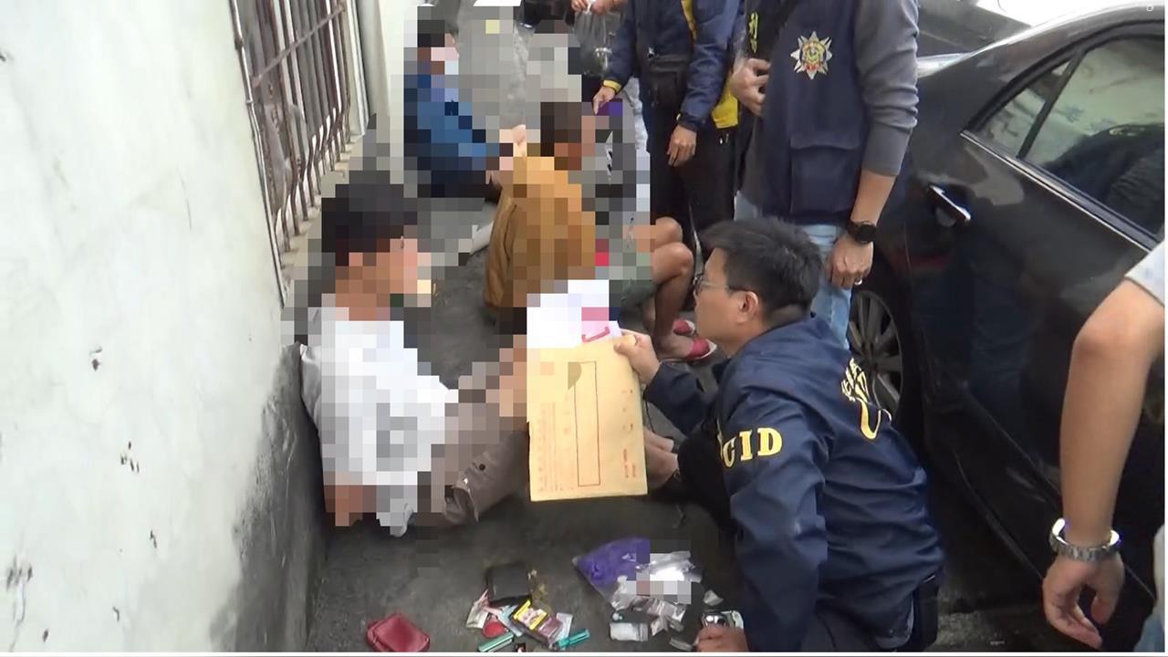 快新聞/毒駕男撞死人「逃亡期間仍持續吸毒」 法官裁定羈押禁見