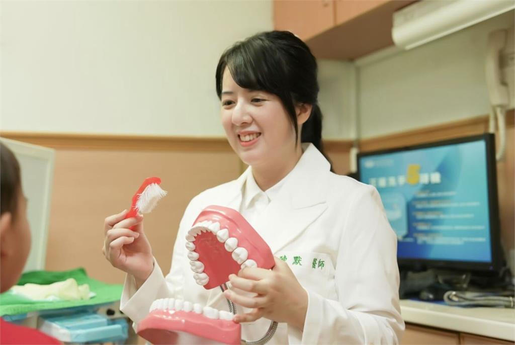 乳牙連蛀4顆出大事！   5歲童「臉腫起來」已蜂窩性組織炎