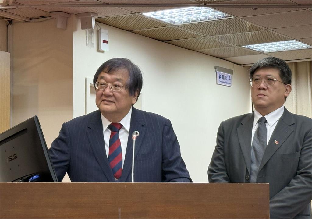 「找錢摸食物」最重罰2億嚇壞小店家 邱泰源:放心!剛開始輔導優先