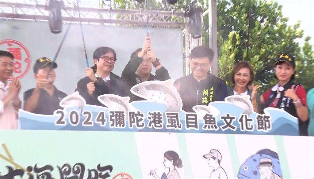 柯志恩.賴瑞隆同場出席活動 邱議瑩卡中間:怕兩人再吵起來