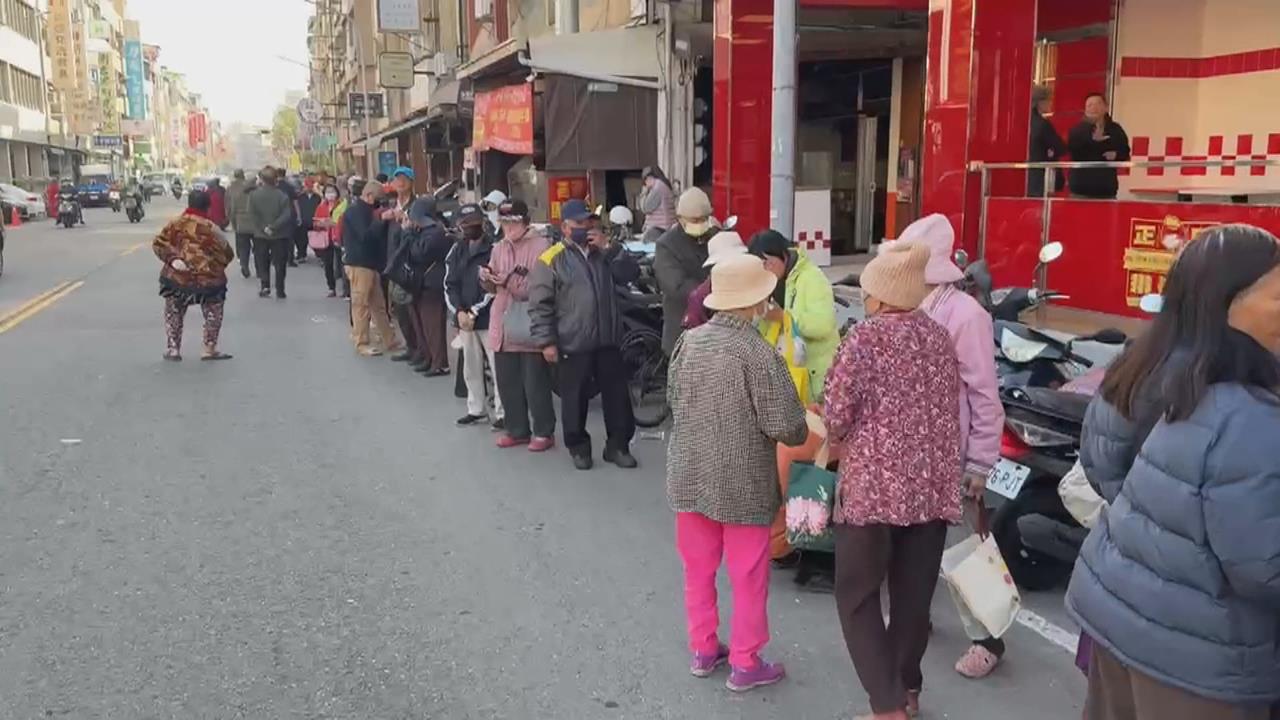 排骨飯南霸天進駐光華夜市　開幕首日祭1元便當超狂優惠