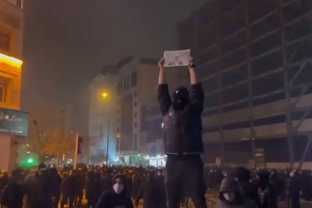 吳崑玉：伊朗民不畏死　奈何以死懼之？