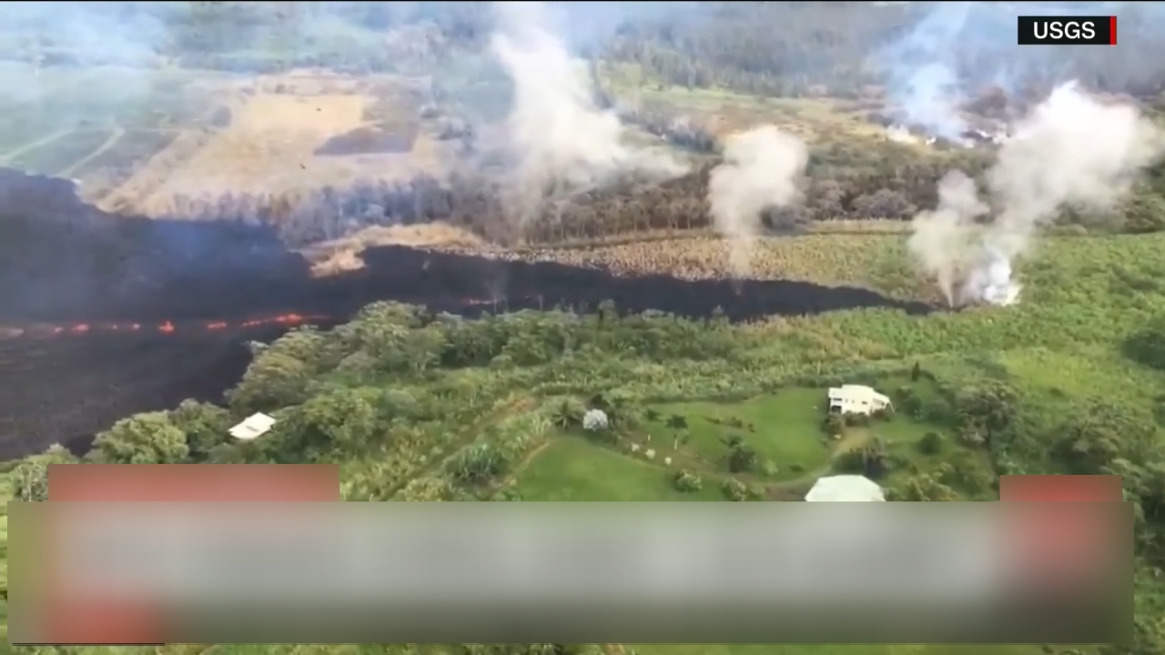  全球／ 夏威夷基拉韋厄火山狂噴 滾滾岩漿四處蔓延