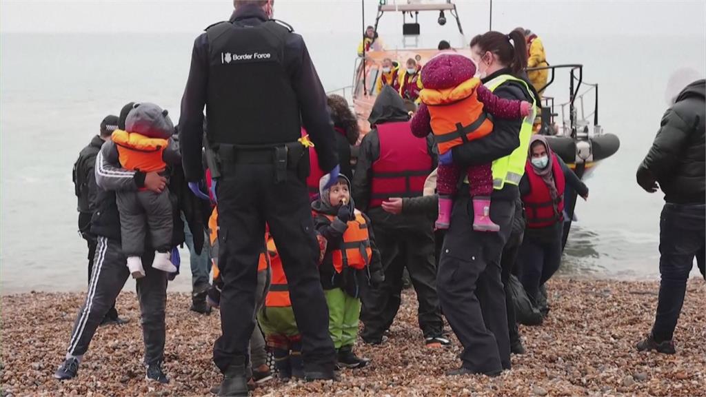 7年來最慘事故！英吉利海峽移民船偷渡沉沒　至少27人喪命