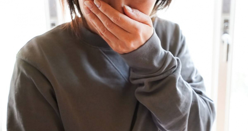 以為只是普通感冒！流感恐迅速惡化成「大白肺」　醫揭4大警訊